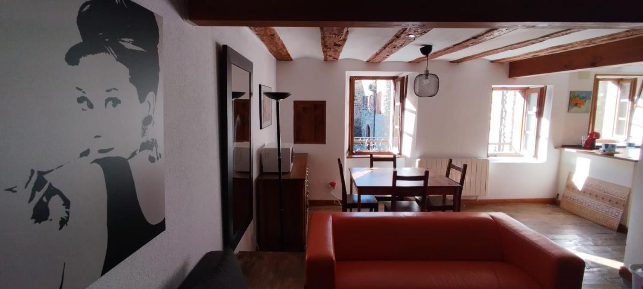 Apartamento Centro เบนาสเก ภายนอก รูปภาพ